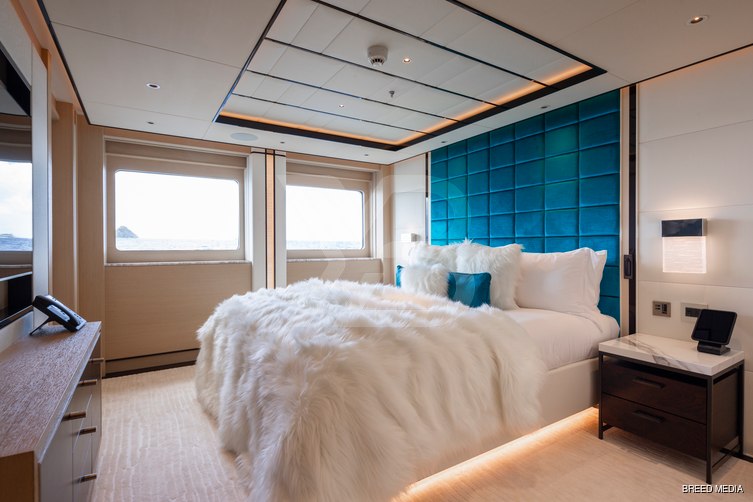 Asia yacht interior 39