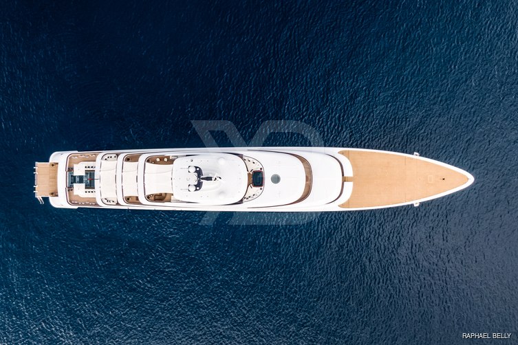 Sophia yacht exterior 44