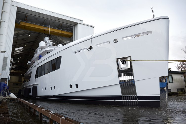 Callisto yacht exterior 12