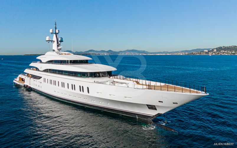 IJE yacht exterior 15