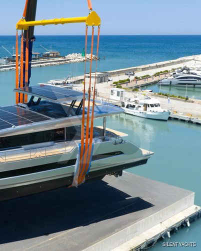 Silent 80/ 01 yacht exterior 4