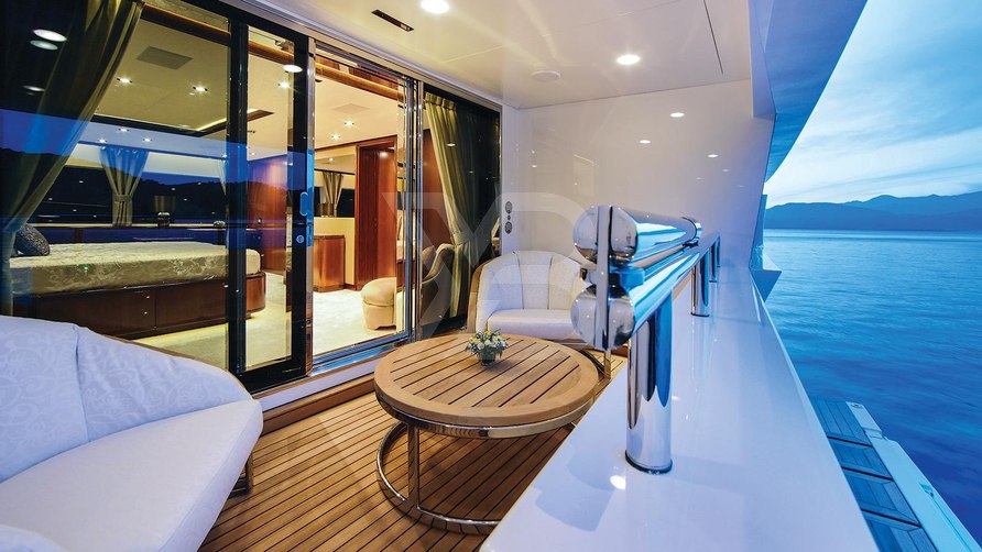 Vica yacht interior 6