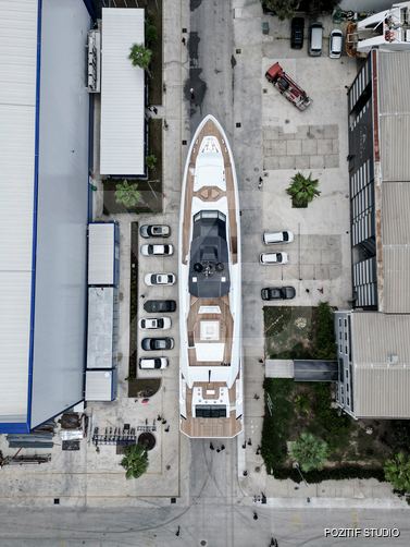 Ximena yacht exterior 4