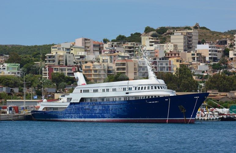 Navtilvs yacht exterior 5