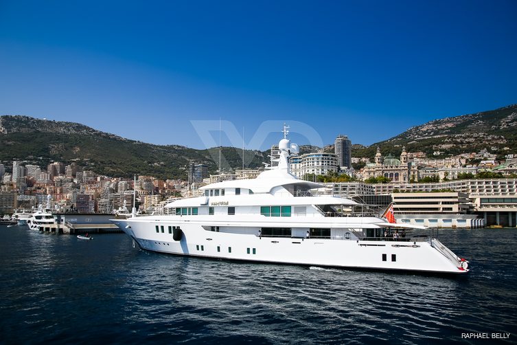 Nora yacht exterior 13