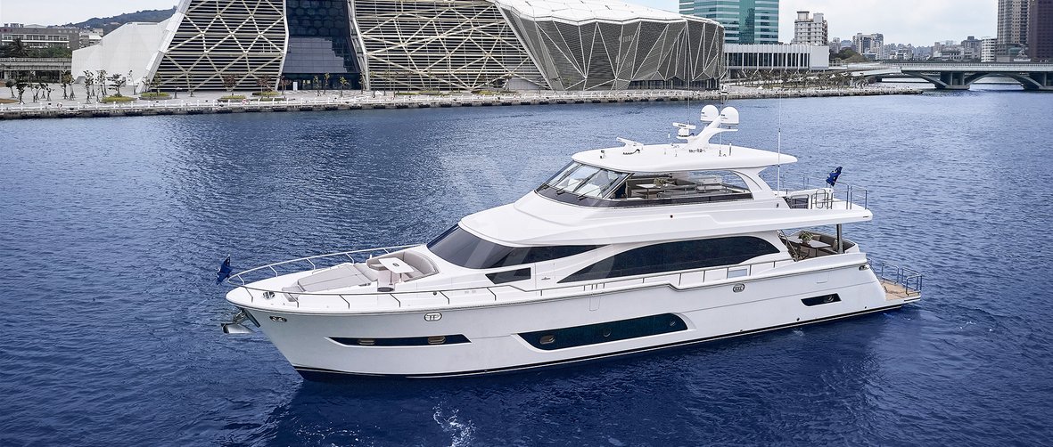 Valiant yacht exterior 2