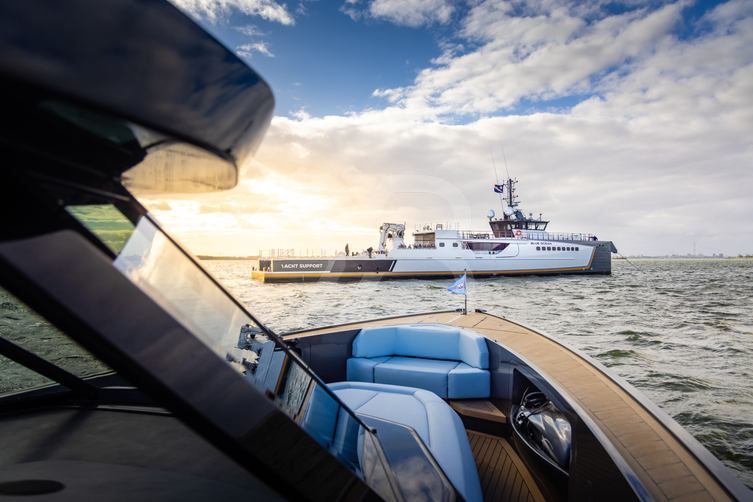 Gene Chaser yacht exterior 19