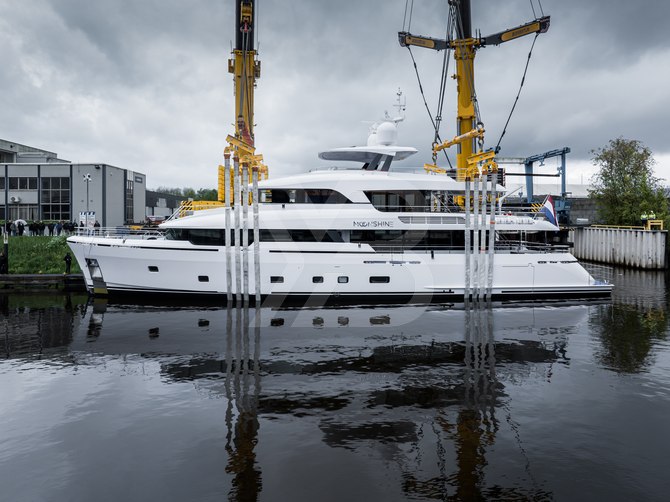 Moonshine yacht exterior 9