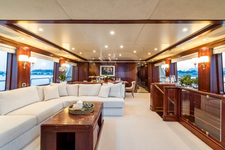 Endless Summer yacht interior 7