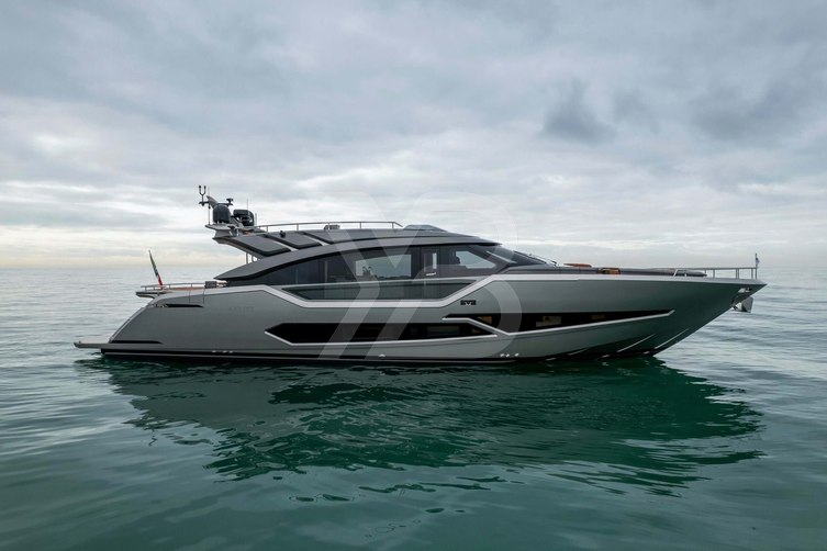 Incentivized yacht exterior 2