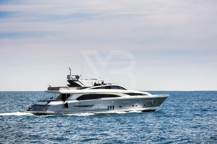 Apmonia yacht exterior 6