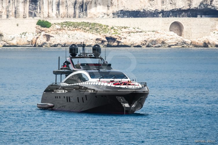 Black Legend yacht exterior 6