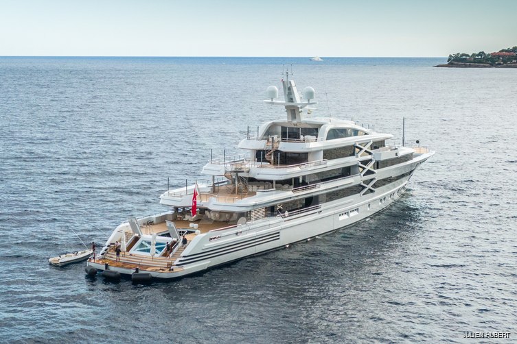 Project X yacht exterior 10