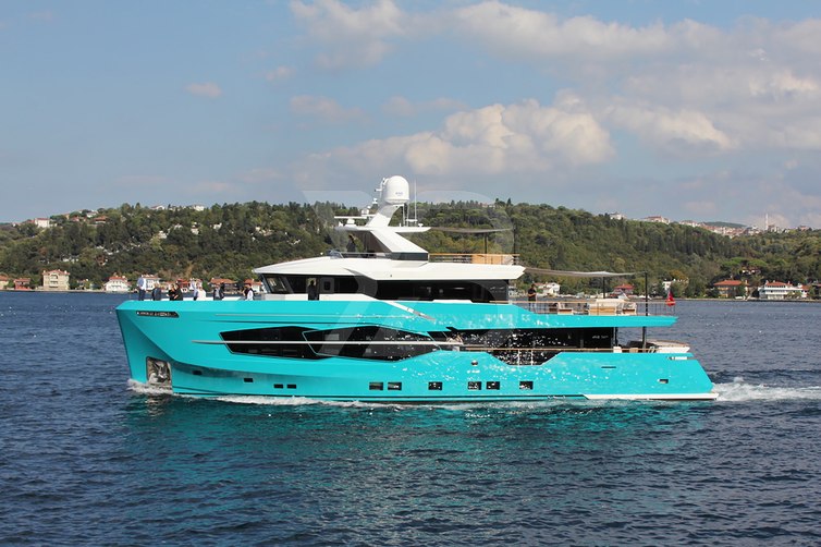 Masha yacht exterior 2