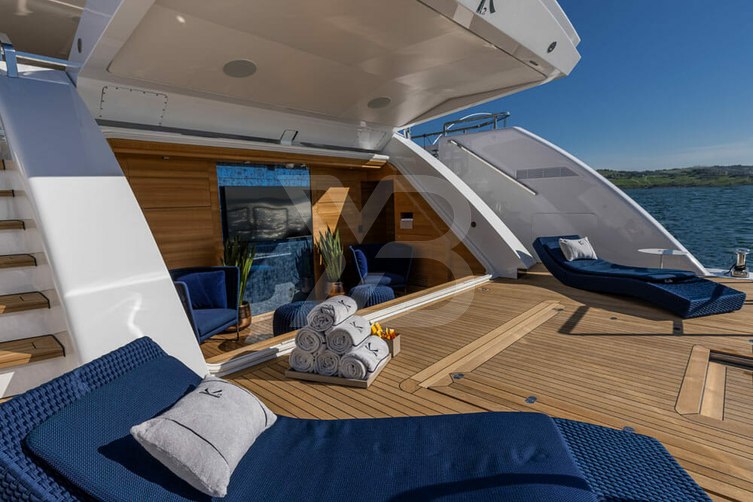 K2 yacht interior 16