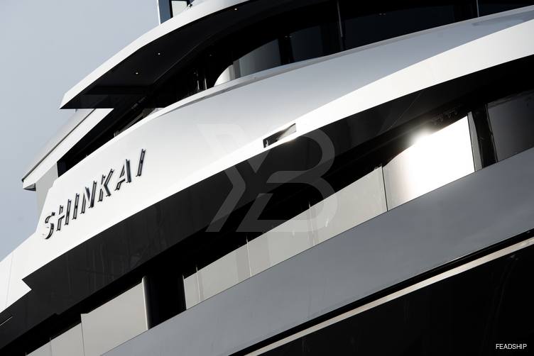 Shinkai yacht exterior 5