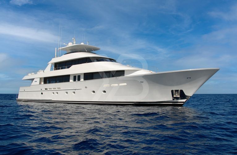 Elysian yacht exterior 2