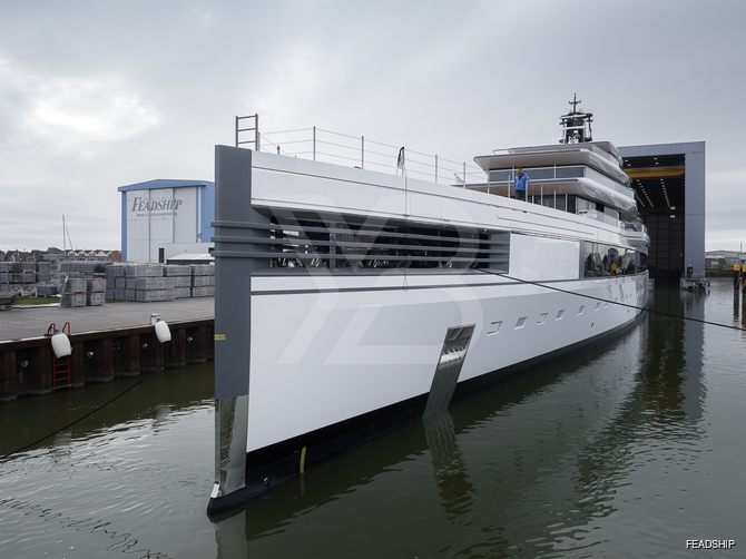 Ulysses yacht exterior 19