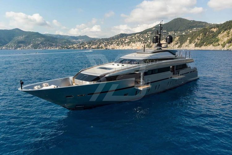 Lady A yacht exterior 4