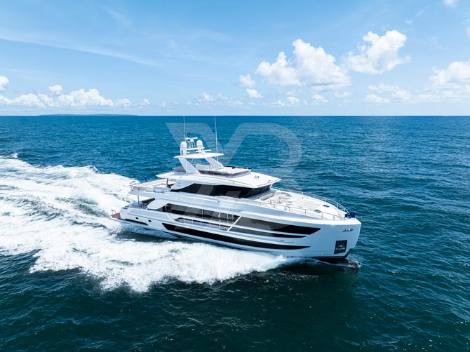 Horizon FD100 /911 yacht exterior 3