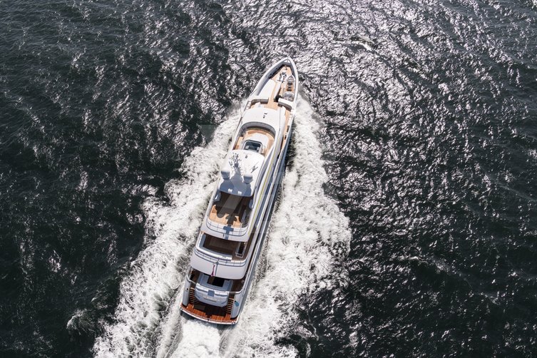 Solemates yacht exterior 4