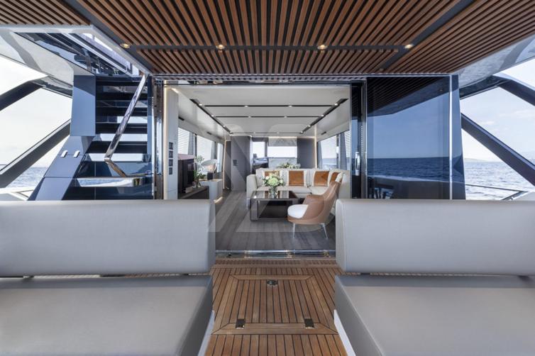 Hail Yeah yacht interior 7