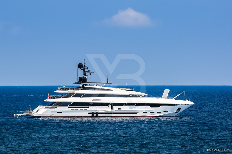 Parillion yacht exterior 12