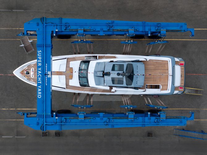 Alex yacht interior 3