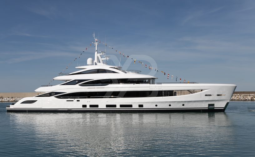 Lady I yacht exterior 20