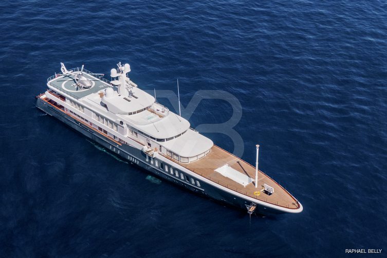 Air yacht exterior 23