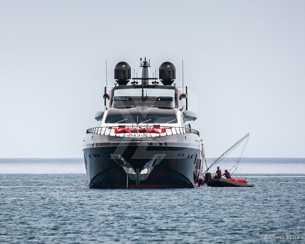 Black Legend yacht exterior 3