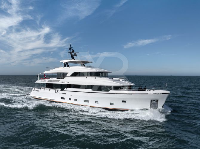 Ad Astra yacht exterior 2