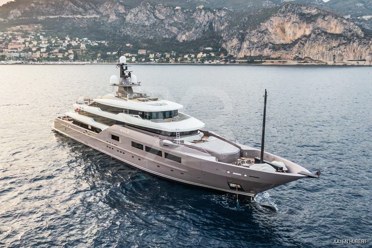 Casino Royale yacht exterior 78