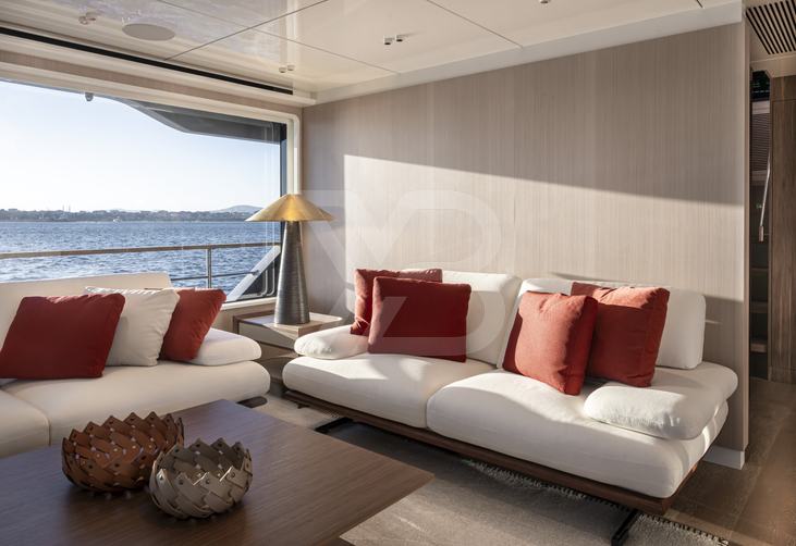 Tuccini yacht interior 14