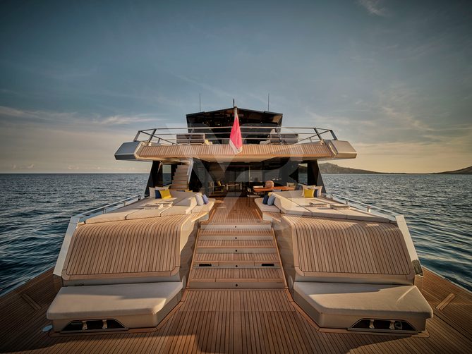Bad Mutha yacht exterior 3