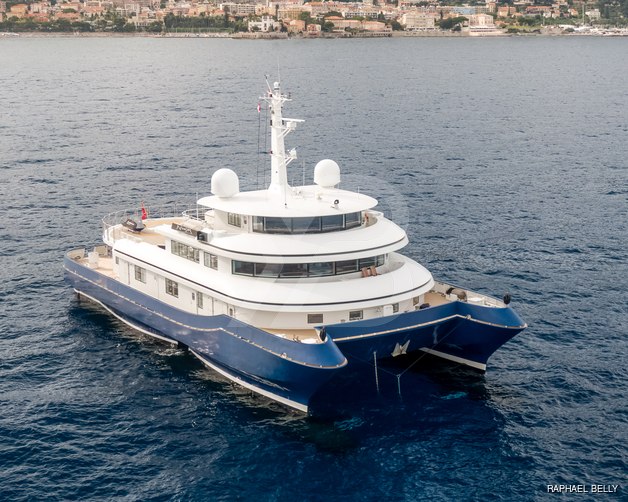 Nurja yacht exterior 9