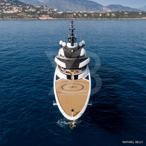 Ahpo yacht exterior 3