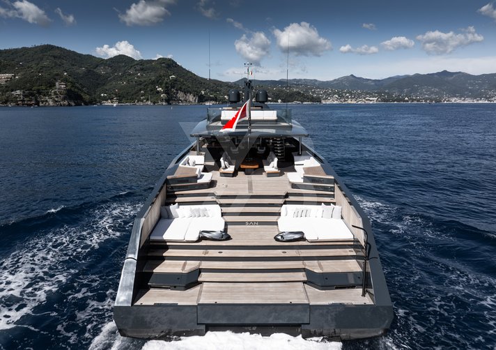 San yacht exterior 11