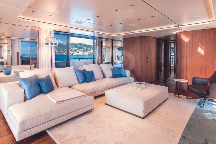 Asante yacht interior 9