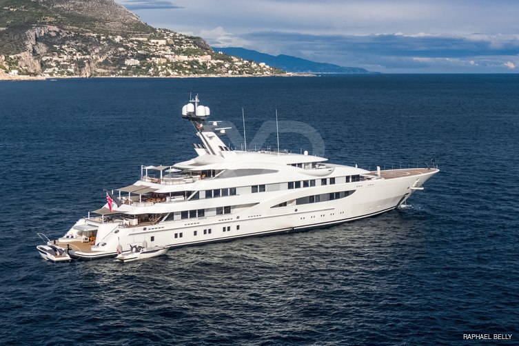 Gigia yacht exterior 5