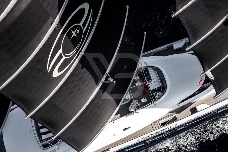 Black Pearl yacht interior 34