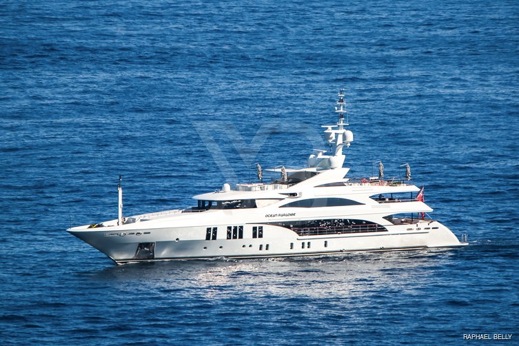 Ocean Paradise yacht exterior 55