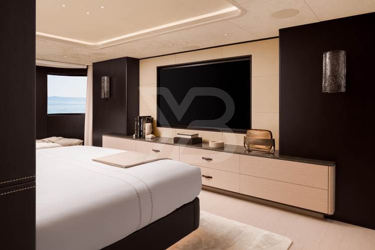 Asani yacht interior 14