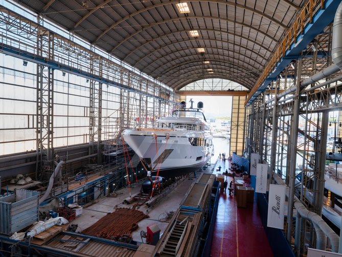 Fortitude¹ yacht interior 8