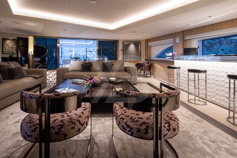 Artisan yacht interior 164