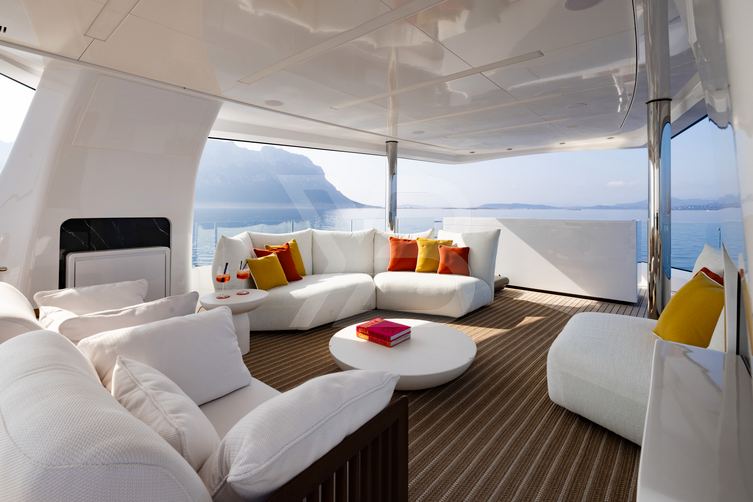 Acqua Chiara yacht interior 7