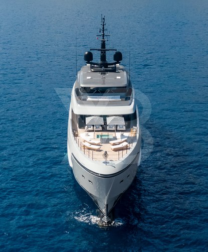 Virtuosity yacht exterior 3