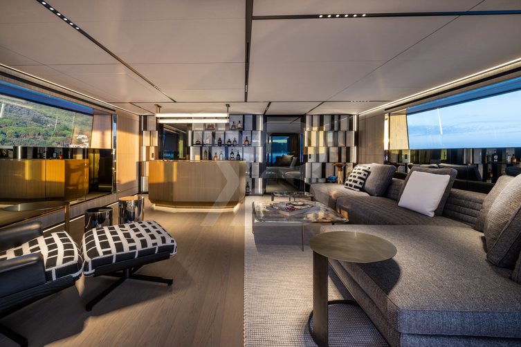 Bel1 yacht interior 7