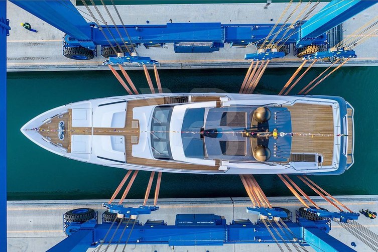 Gerry's Ferry yacht interior 5