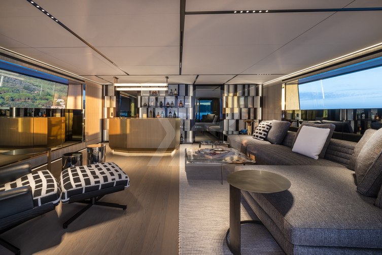 Bel1 yacht interior 10